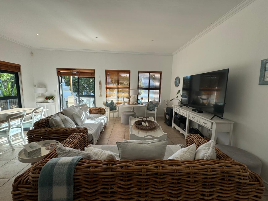 To Let 3 Bedroom Property for Rent in Royal Ascot Western Cape